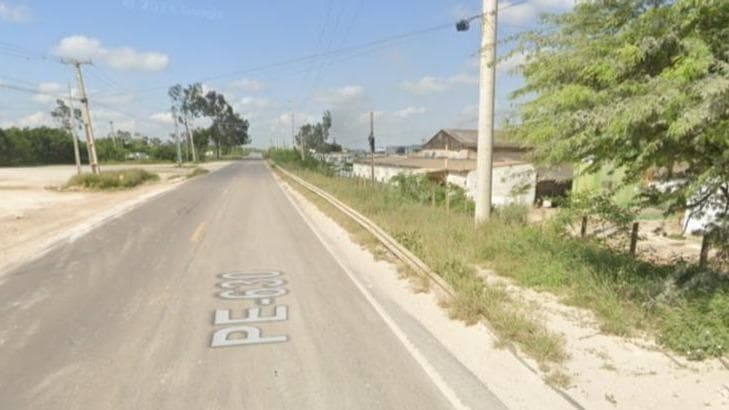 Uma gleba de terra localizada às margens da PE 630, área industrial de Trindade/PE