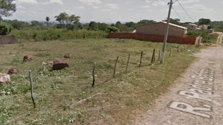 LOTE DE TERRENO PARA CONSTRUÇÃO, ÁREA TOTAL DE 600,00 M², RUA PADRE BATISTA, GRANGEIRO, CRATO/CE. 