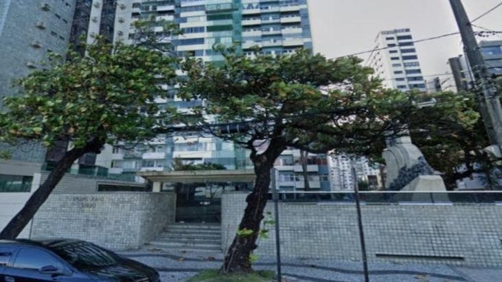 Apartamento, Edifício Portugal, Av. Boa Viagem, n.3500, apt. 802, Recife-PE.