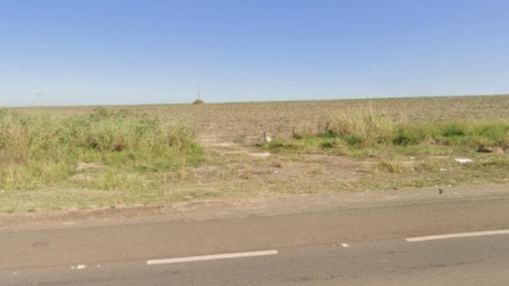 GLEBA DE TERRAS ÀS MARGENS DA BR-050, COM ÁREA DE 133.017,70M, AO LADO DAS EMPRESAS VEPESA E MAKRO, UBERLÂNDIA/MG.