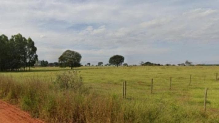 UMA QUOTA PARTE DE TERRAS NO SÍTIO DO ENGENHO, COM 830,00M², SEM BENFEITORIAS, GERIVÁ, ZONA RURAL DE CALDAS/MG.