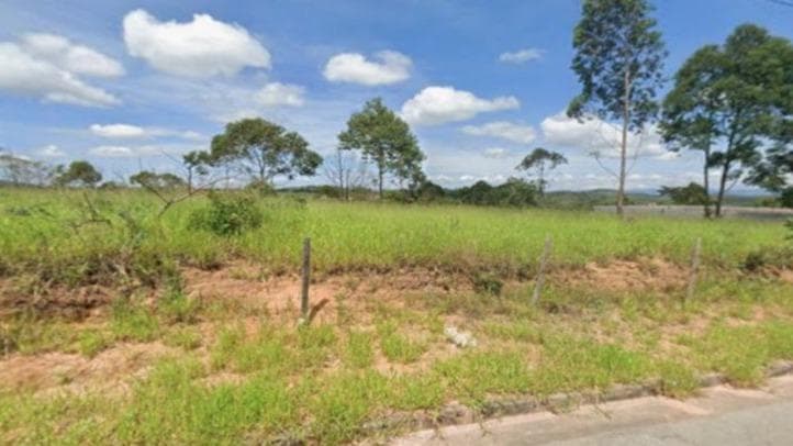 TERRENO, COM ÁREA TOTAL DE 360,00M2, SITUADO NA VILA NOSSA SENHORA DA CONCEIÇÃO, LOTE 22 DA QUADRA 11,  RUA HIGINO RIBEIRO, SANTANA DO LIVRAMENTO/RS