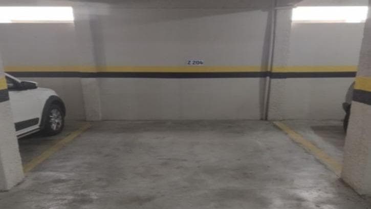 VAGA DE GARAGEM Nº 04 (Z204), POSSUI ÁREA PRIVATIVA DE 12,00 M², BLOCO 02, CONDOMÍNIO HEROS E ZEUS, RUA HERCÍLIO LUZ, Nº 411, CENTRO I, BRUSQUE/SC
