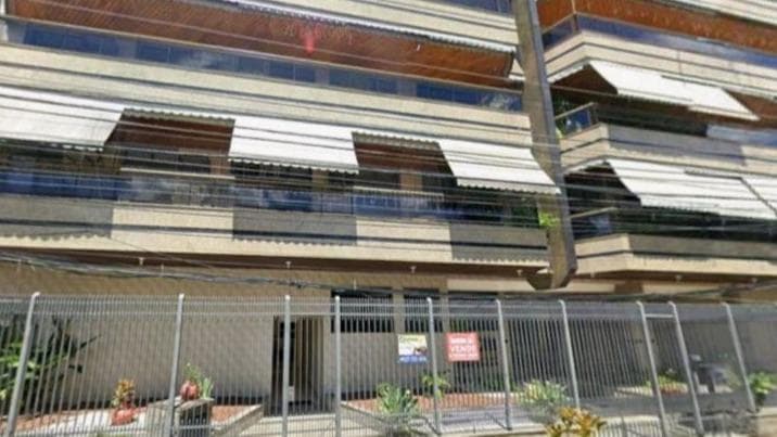 APARTAMENTO Nº102, COM CERCA DE 180M² E COM DIREITO A 03 VAGAS DE GARAGEM, NA RUA JORGE DE LIMA, Nº 184, JARDIM GUANABARA, RIO DE JANEIRO/RJ. 