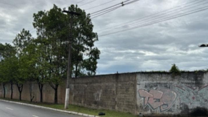 ÁREA B, COM ÁREA TOTAL DE 20.011,73M2,  FORMADA PELO DESMEMBRAMENTO DO LOTE 41, DESMEMBRADA DE MAIOR PORÇÃO, SITUADA NA GLEBA MATO ESCURA, BARRA DE MACAÉ, MACAE/RJ