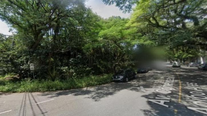 IMÓVEL, COM ÁREA TOTAL 2.113M², NA AVENIDA COMENDADOR ADIBO ARES, Nº 984, ESQUINA COM A RUA LUÍS DIB ZOGAIB, JARDIM LEONOR, SÃO PAULO/SP. 