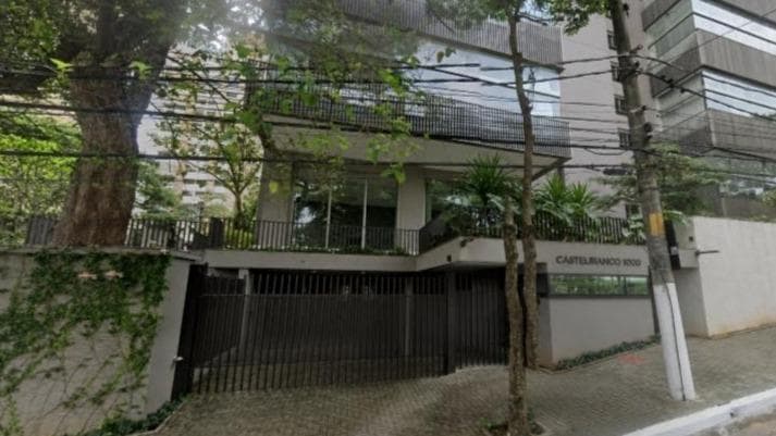 APARTAMENTO Nº 71, COM ÁREA ÚTIL DE 383,418M² E ÁREA DE GARAGEM 192,396M² 06 VAGAS, DO EDIFICIO CASTELBIANCO, NA RUA ALAGOAS, Nº 1020, HIGOENÓPOLIS, SÃO PAULOS/SP.