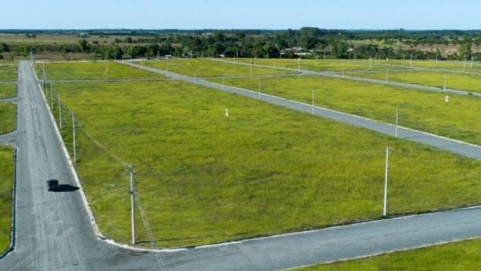 TERRENO, COM ÁREA DE 450M², SITUADO NA RUA OLAVO BILAC, CONSTITUÍDO PELO LOTE 19 DA QUADRA 09, VILA FLORA, GUARULHOS-SP